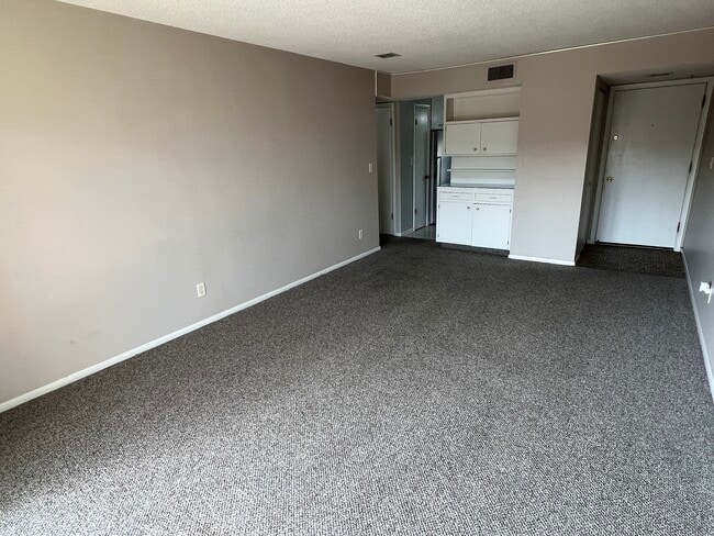 Photo - 410 6th Ave SW Unit M5