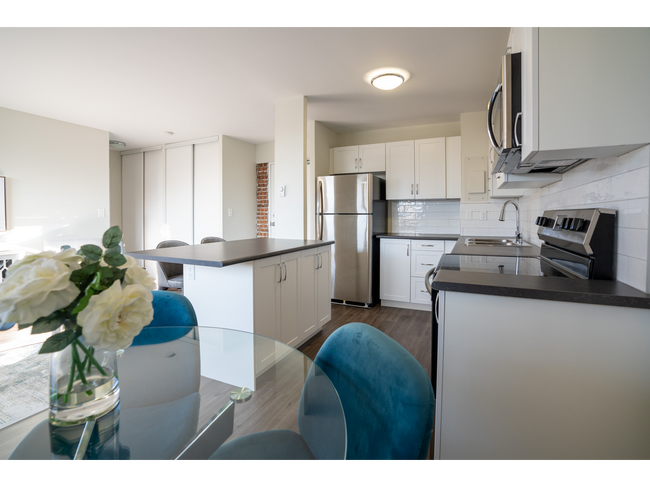 Photo - Village Green Apartments