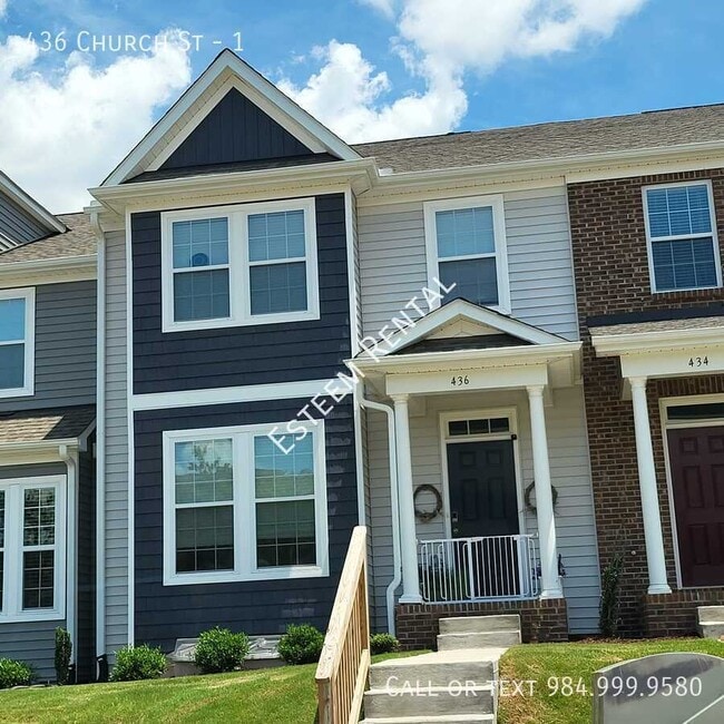 Photo - 436 Church St