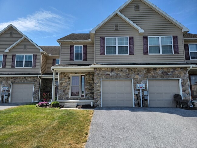 Photo - 402 Mount Olive Ln