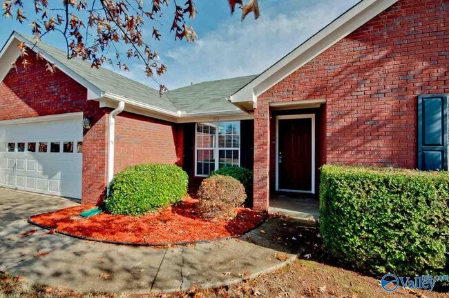 Photo - 113 Claytor Ln