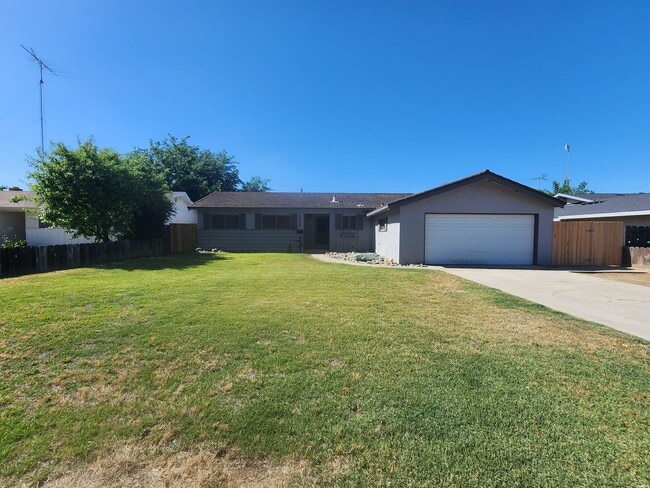 Beautiful Remodled, 3 Bedroom Home! - Beautiful Remodled, 3 Bedroom Home!