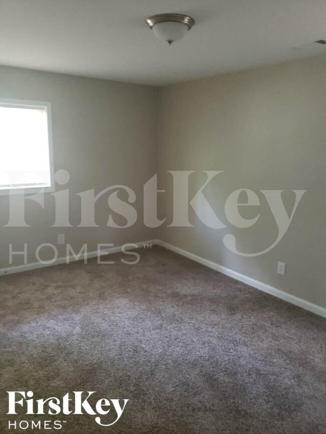 Photo - 6741 Fallawater Cir