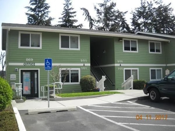 Photo - 869 N Oak Harbor St Unidad #869