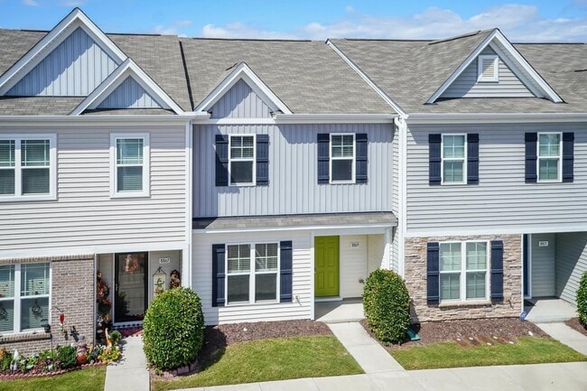 Photo - Three Bedroom Home!