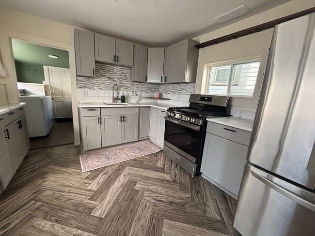 Photo - 167 West Ave