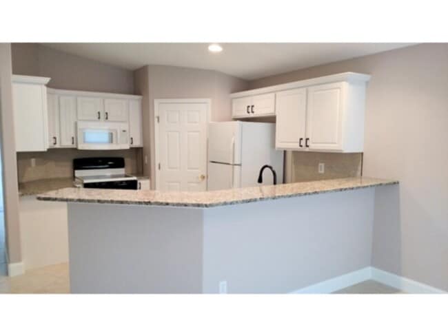 Photo - Updated 3/2/2 House in Palm Coast, FL.    www.WeRentSunshine.com