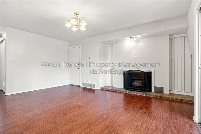 Photo - 5511 S Willow Ln Unit F