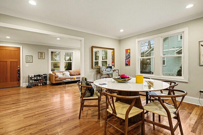 Photo - Sylvan Park Charm!