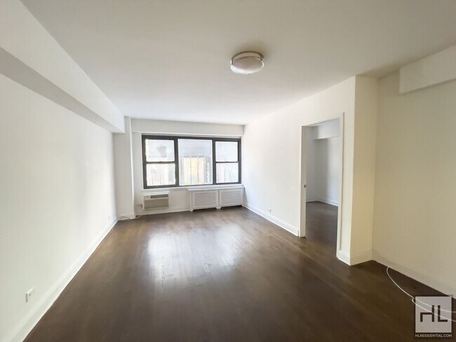 Photo - EAST 57 STREET Unidad 2D