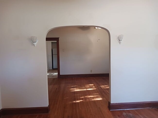 Photo - 305 Old Point Ave