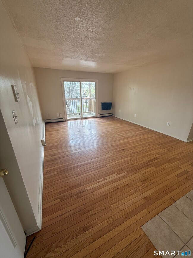 Photo - 1051 Old Colony Rd Unit 1051-24