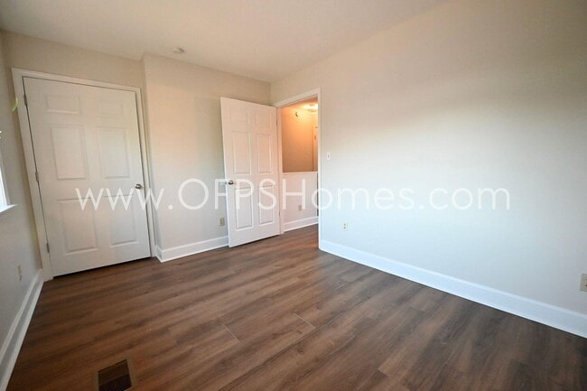 Photo - 710 Legion Dr