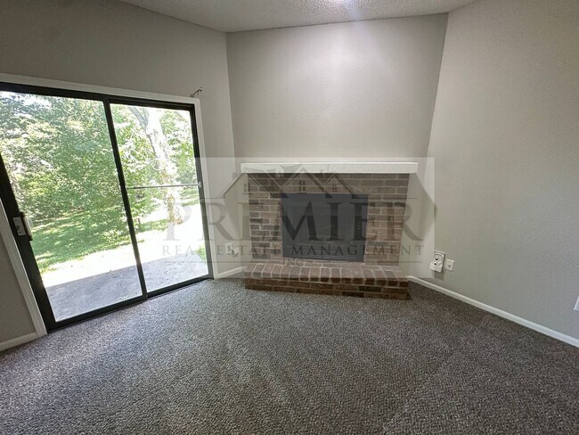 Photo - 3562 NE Independence Ave Unidad 3562