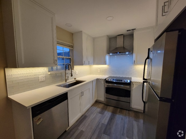 Building Photo - 1329 S Washington Ave Rental