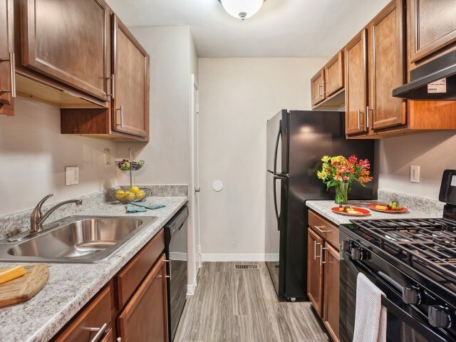 Photo - Kingsrow Apartment Homes