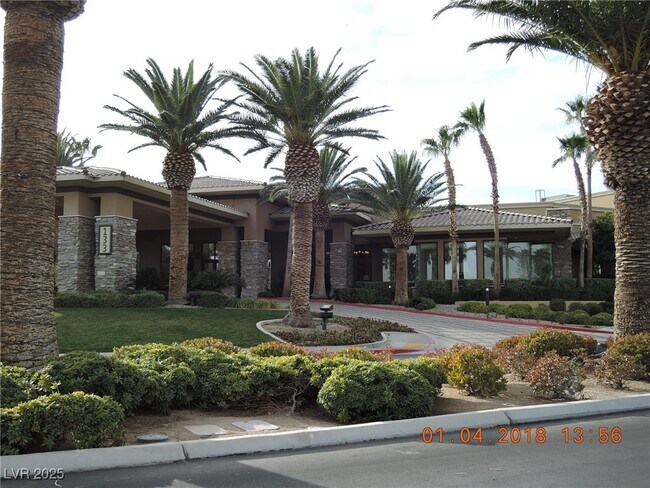 Photo - 240 Rustic Club Way