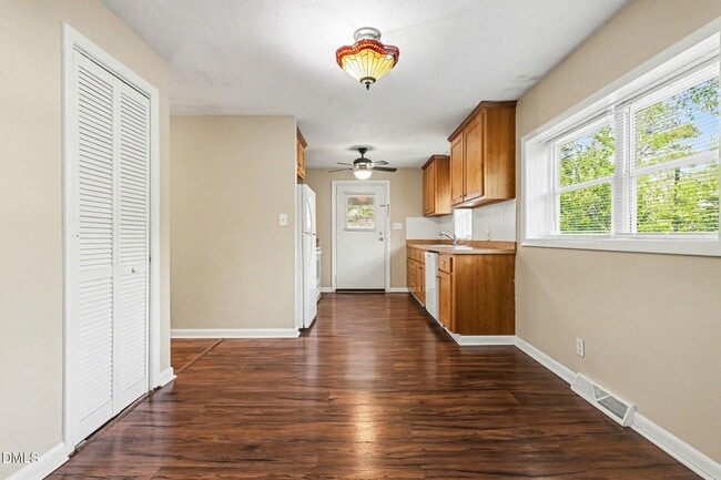 Photo - 534 N Fayetteville St