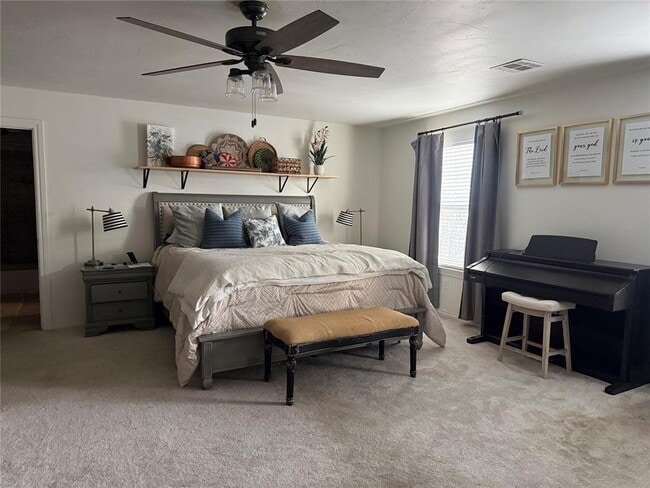 Photo - 4900 N College Ave