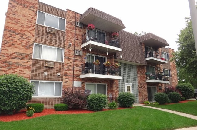 Photo - 12715 Lacrosse Ave Condo Unit 301