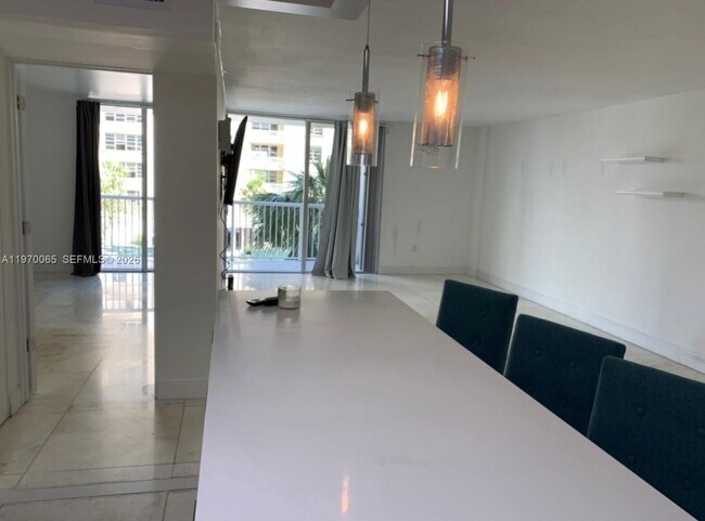 Photo - 150 SE 25th Rd Unit 3B