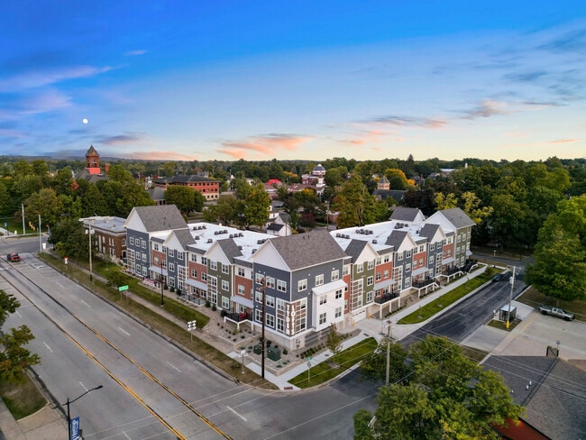 Building Photo - Tyden Lofts