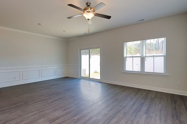 Photo - 570 Gov Treutlen Cir