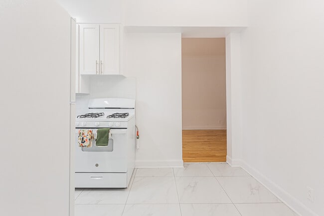 Photo - Le Crestwood