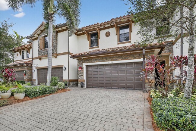 Photo - 12140 Village Pl