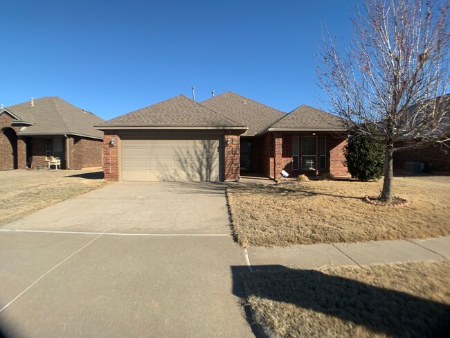 Three Bedroom Brick Mustang - Three Bedroom Brick Mustang House