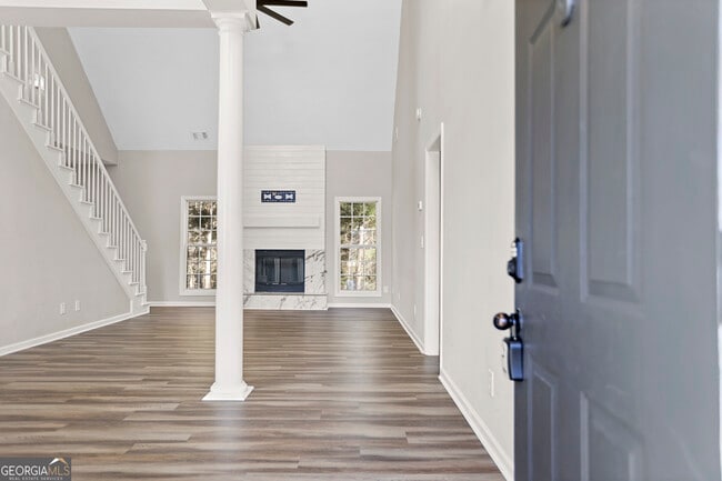 Photo - 204 Victoria Trace