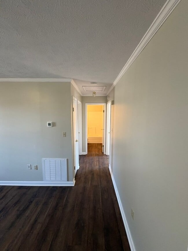 Photo - 4051 Wynn St Unit 1