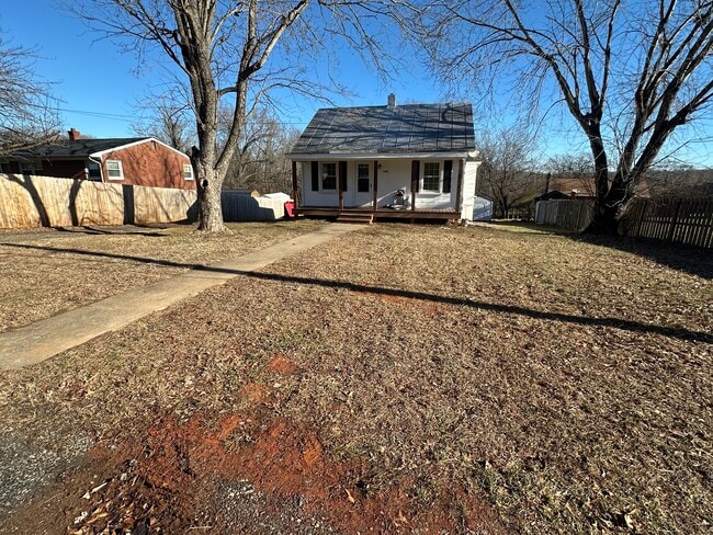 Photo - 195 Triple Oak Cir