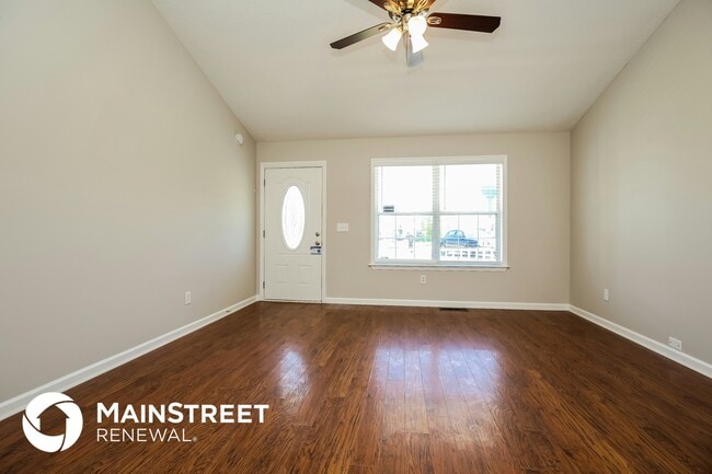 Photo - 808 Albin Ct