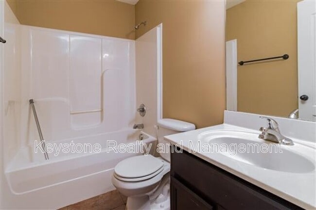 Photo - 1721 Thistlewood Dr