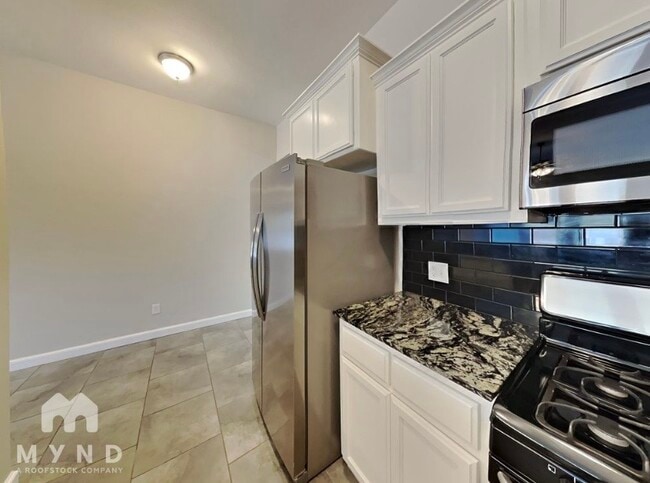 Photo - 1001 Merlin Dr