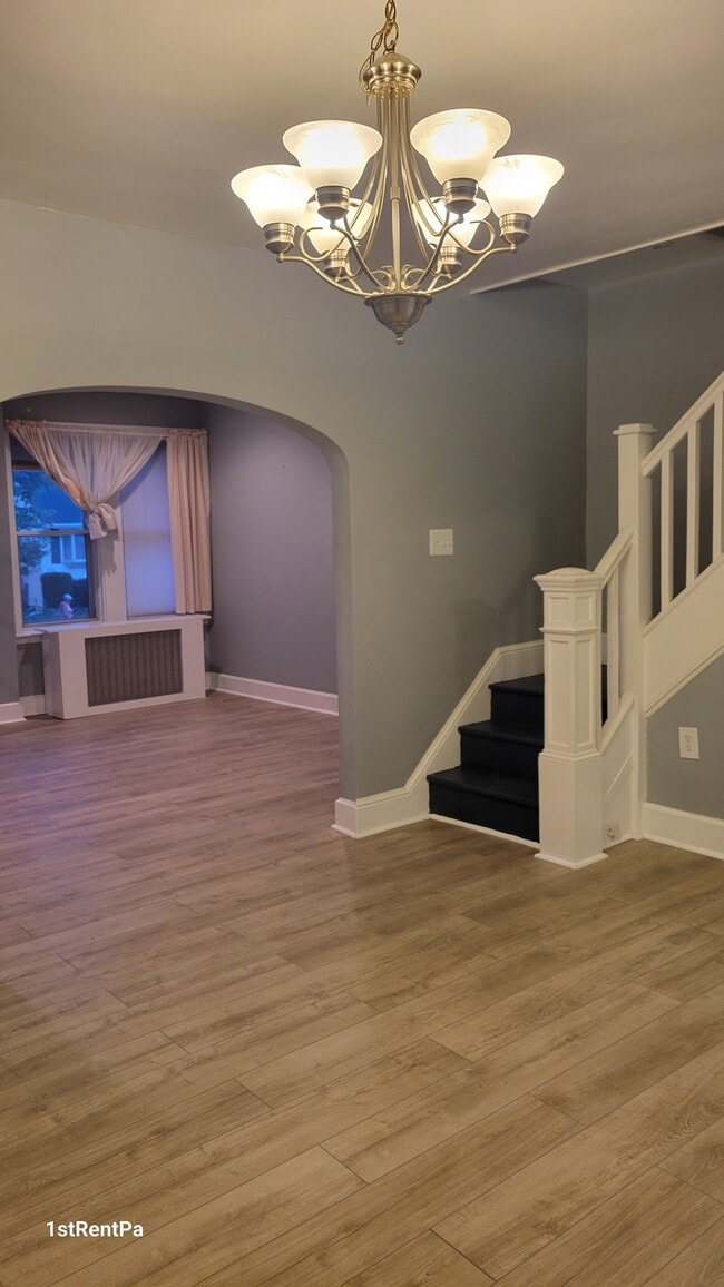 Photo - 209 Trites Ave