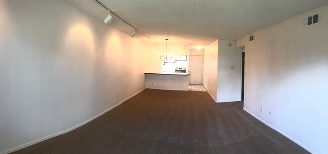 Photo - 3250 Oneal Cir Unidad L27