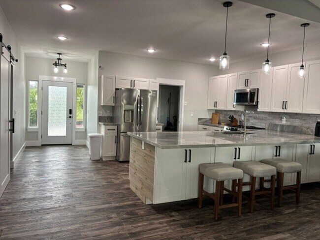 94-1526 Kaulua Circle