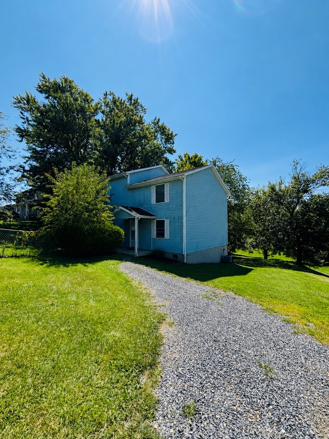 Photo - 365 Wakeman Ct NE