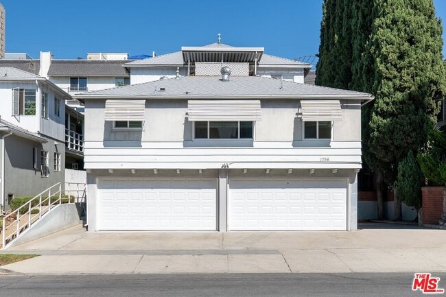 Photo - 1756 Malcolm Ave Unit 3