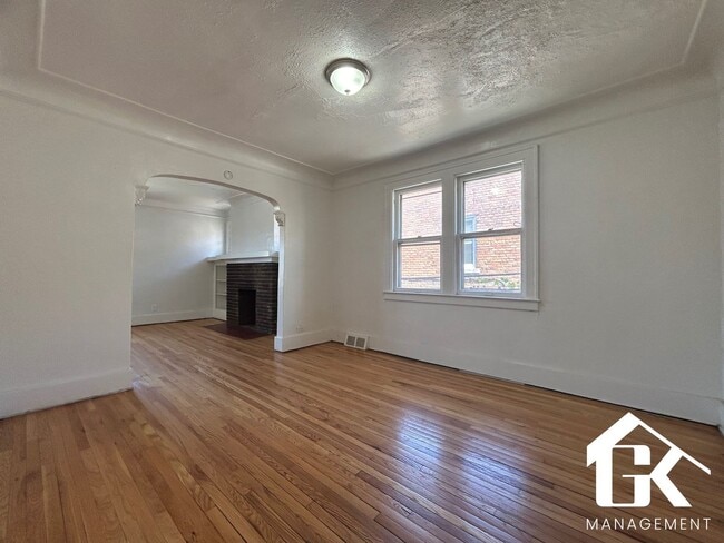 2425 Clements St Unit 2427 Clements