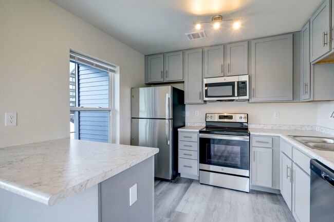 Grand Monarch Apartments
