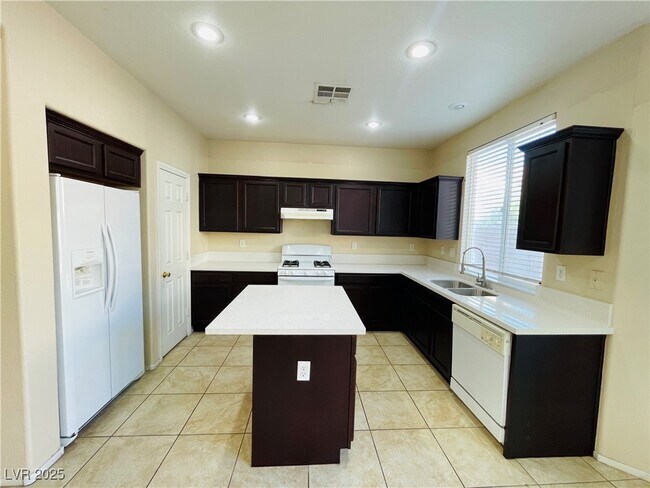 Photo - 8822 Imperial Forest St