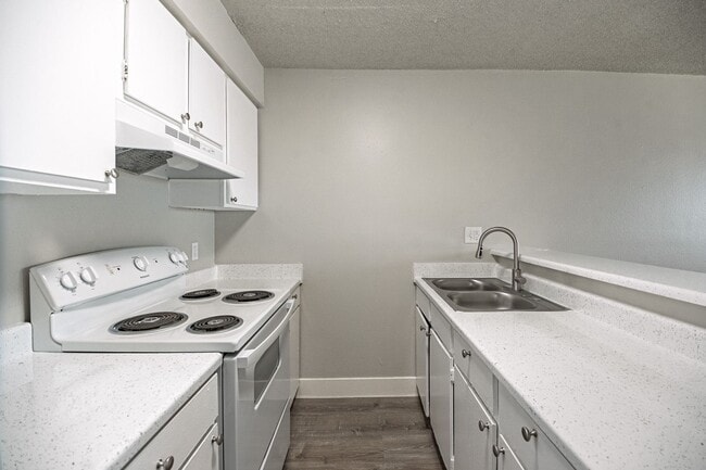 3604 E Uintah St Unit B25