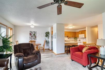 Photo - 19 Prairiewood Xing S