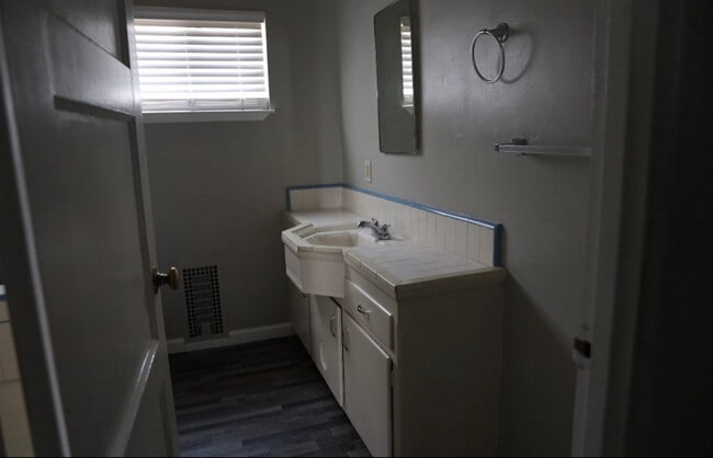 Photo - 1424 Sycamore Dr