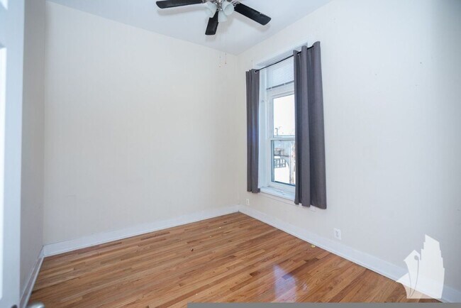 Photo - 3358 N Sheffield Ave Unit 3356-1