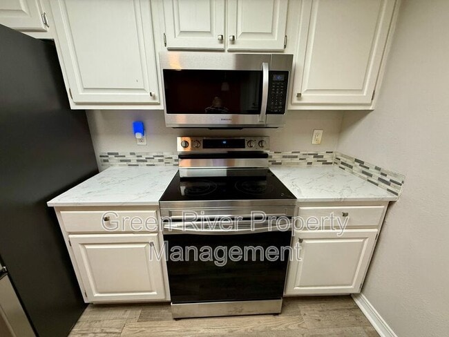 Photo - 7665 Jana Ln S