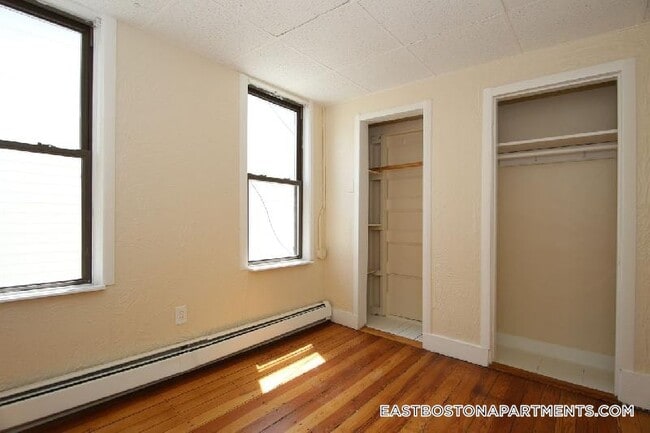 Photo - 114 Everett St Unit 3